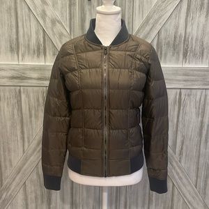 Athleta Dobby Quilted Goose Down Jacket Brown